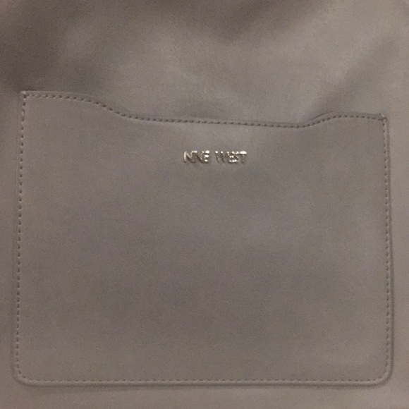 Sold - Picture 2 of 7